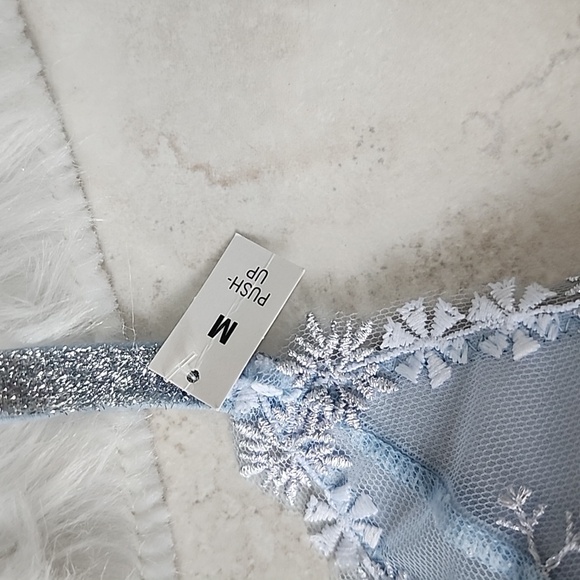 ❄️💙 VICTORIA'S SECRET PINK Wink PUSH-UP Triangle BRALETTE WONDERLAND 💙❄️ - Picture 7 of 11